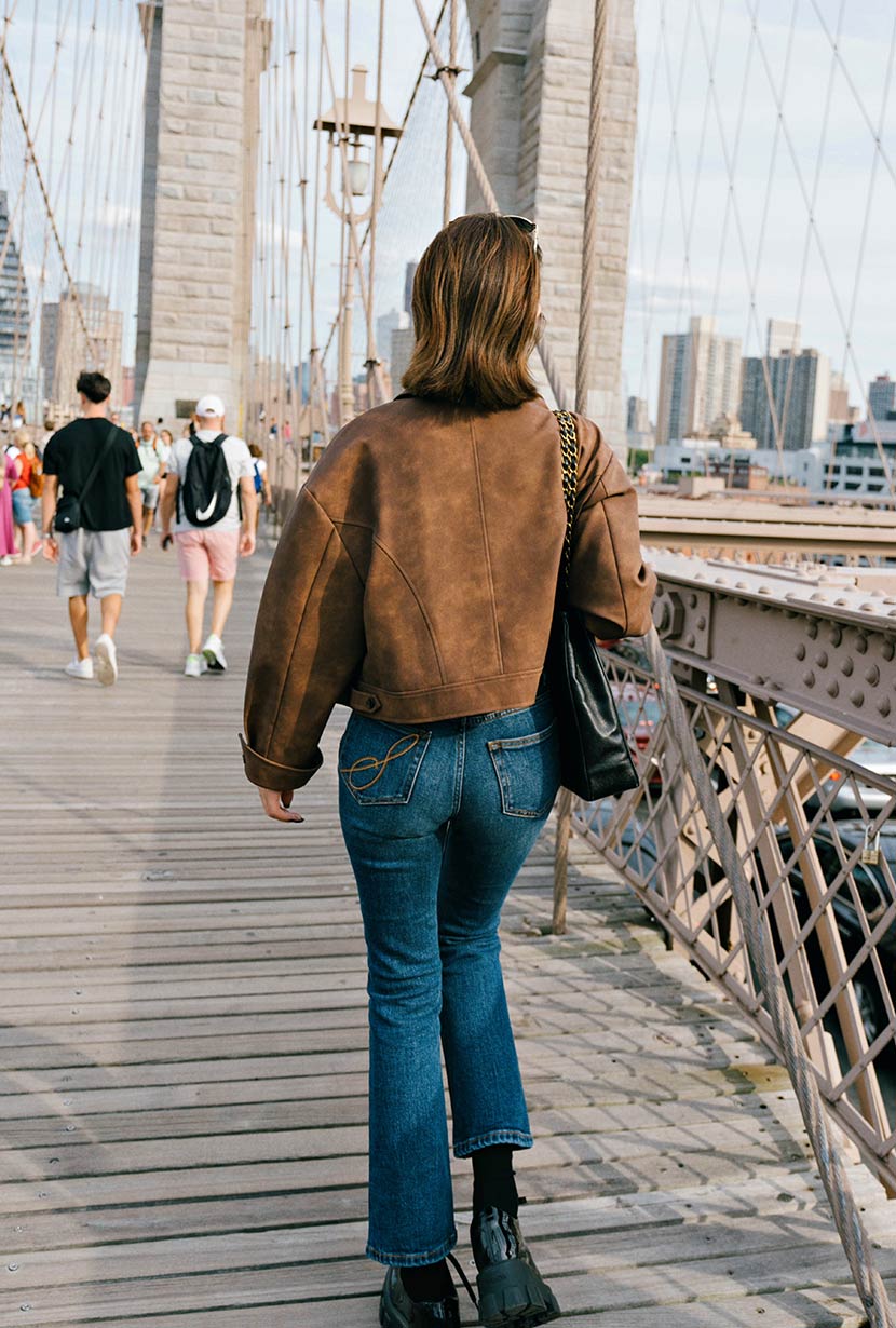 Libby Crop Flare Jeans - Image 5